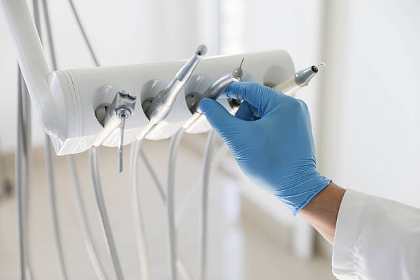 Professional Emergency Dentist technician working in Tariffville, CT